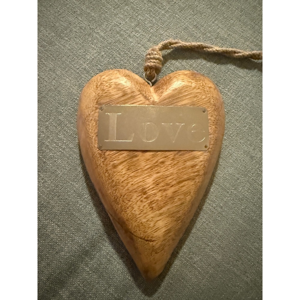 Rustic Hand Carved Wooden Heart Love Metal Plaque Hanging Wall Decor Ornament